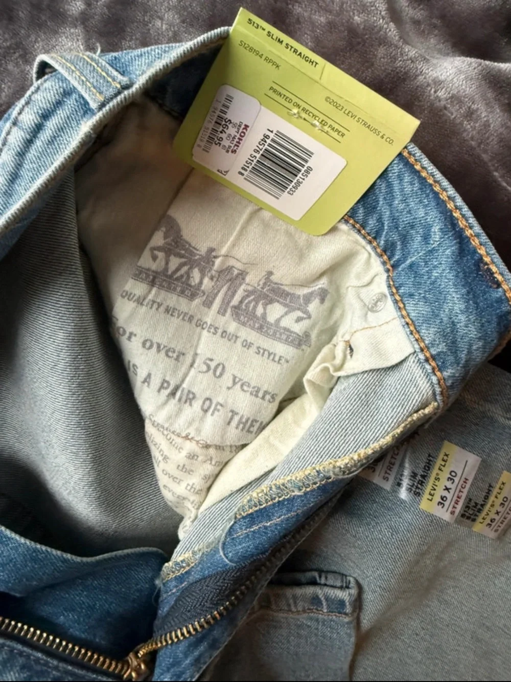 Levi's Men's Light Wash Slim Straight Jeans